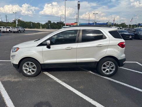 Used 2019 Ford EcoSport SE w/ SE Convenience Package image 3