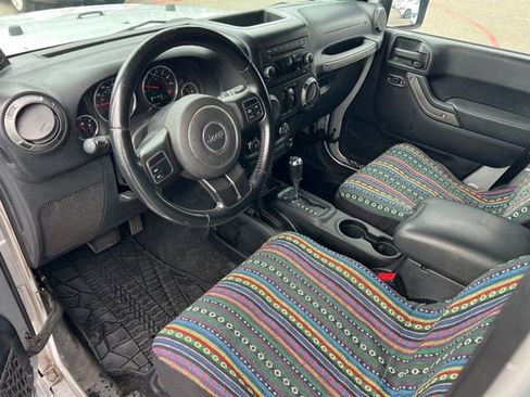 Used 2011 Jeep Wrangler Unlimited Sport image 13