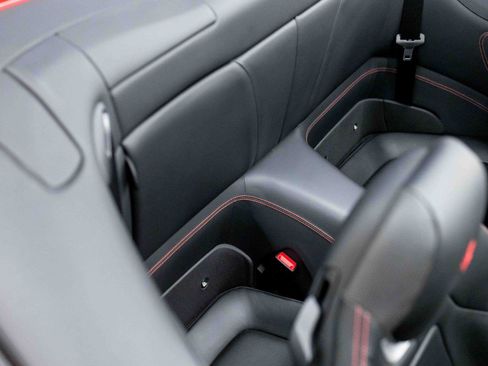 Used 2019 Ferrari Portofino RWD image 79