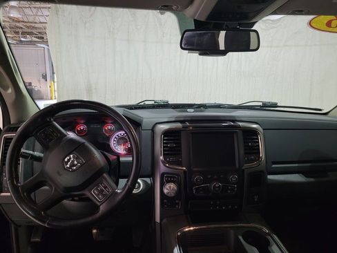 Used 2016 RAM 1500 Sport w/ Black Ram 1500 Sport Group image 4