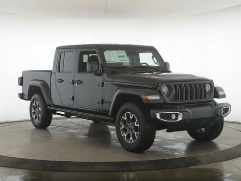 New 2026 Jeep Gladiator Sport image 2
