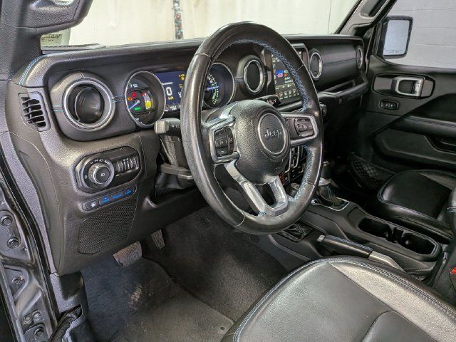 Used 2021 Jeep Wrangler Unlimited Rubicon 4xe AWD/4WD image 11