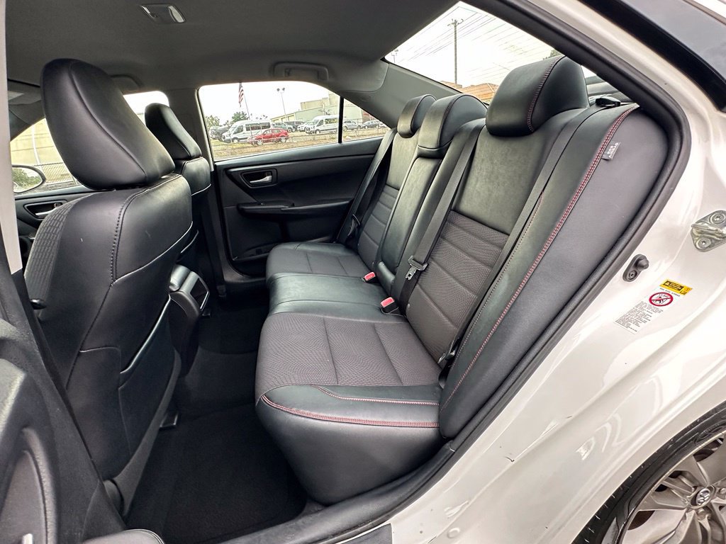 Used 2017 Toyota Camry SE FWD image 24