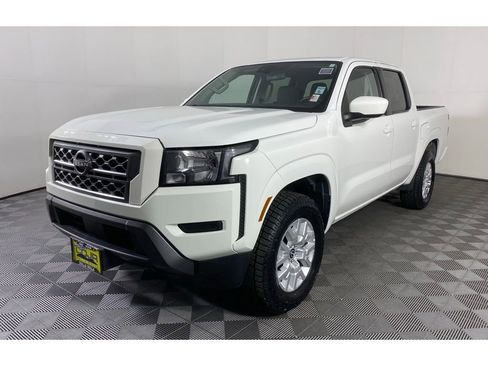 Used 2022 Nissan Frontier SV image 11