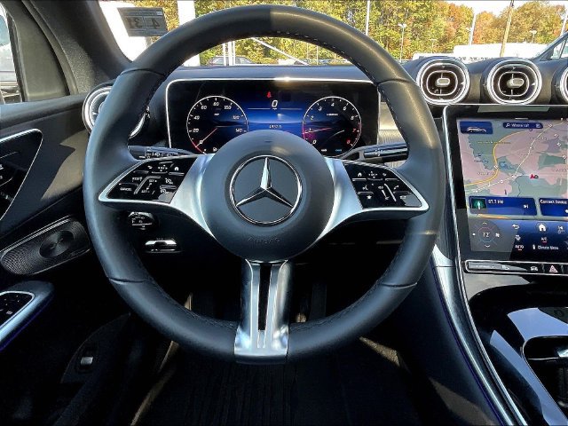 Used 2026 Mercedes-Benz GLC 300 4MATIC image 10
