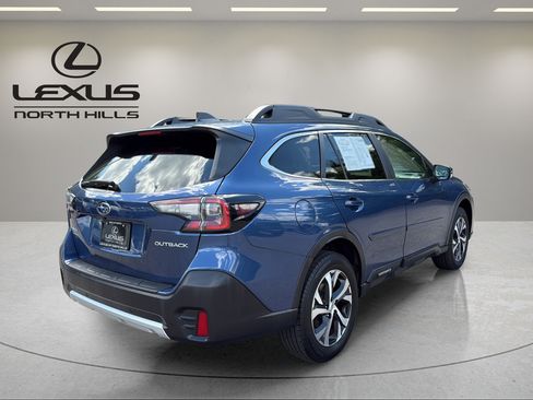 Used 2022 Subaru Outback Limited AWD/4WD image 6