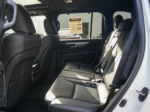 Used 2024 Lexus LX 600 F Sport AWD/4WD image 20