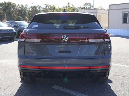 New 2026 Volkswagen Atlas Cross Sport SEL R-Line image 6