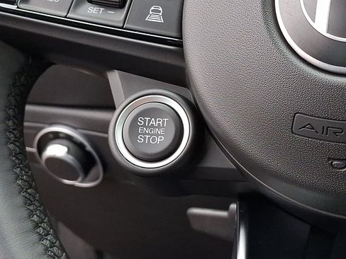 New 2025 Alfa Romeo Tonale image 20