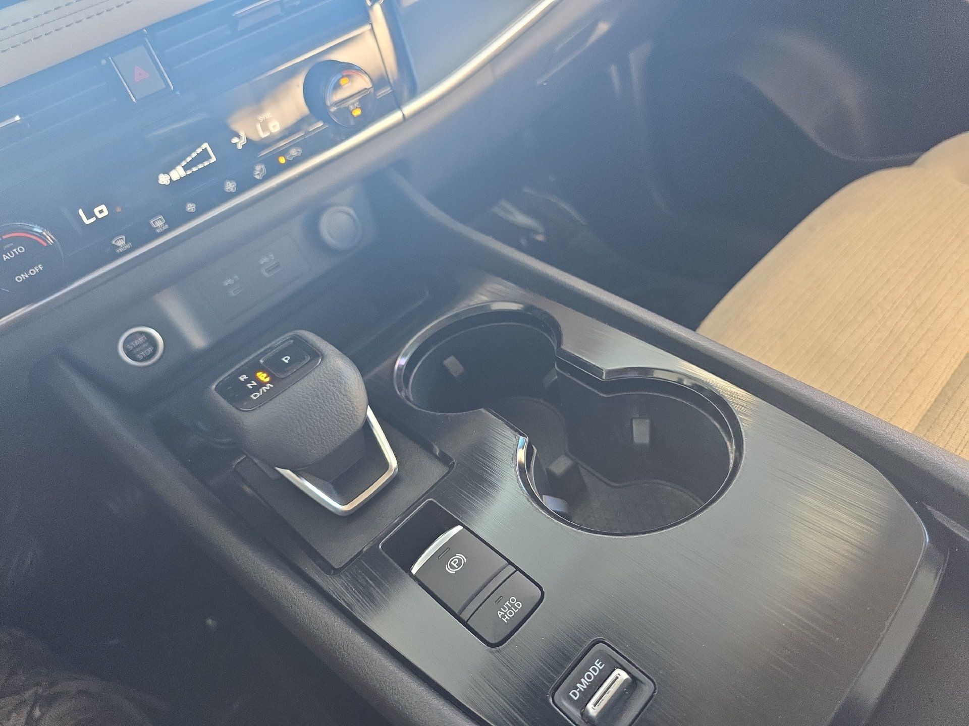 Used 2023 Nissan Rogue SV FWD image 24