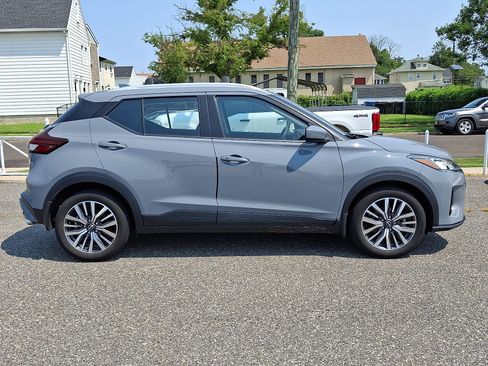 Certified 2023 Nissan Kicks SV w/ Exterior Package FWD image 7