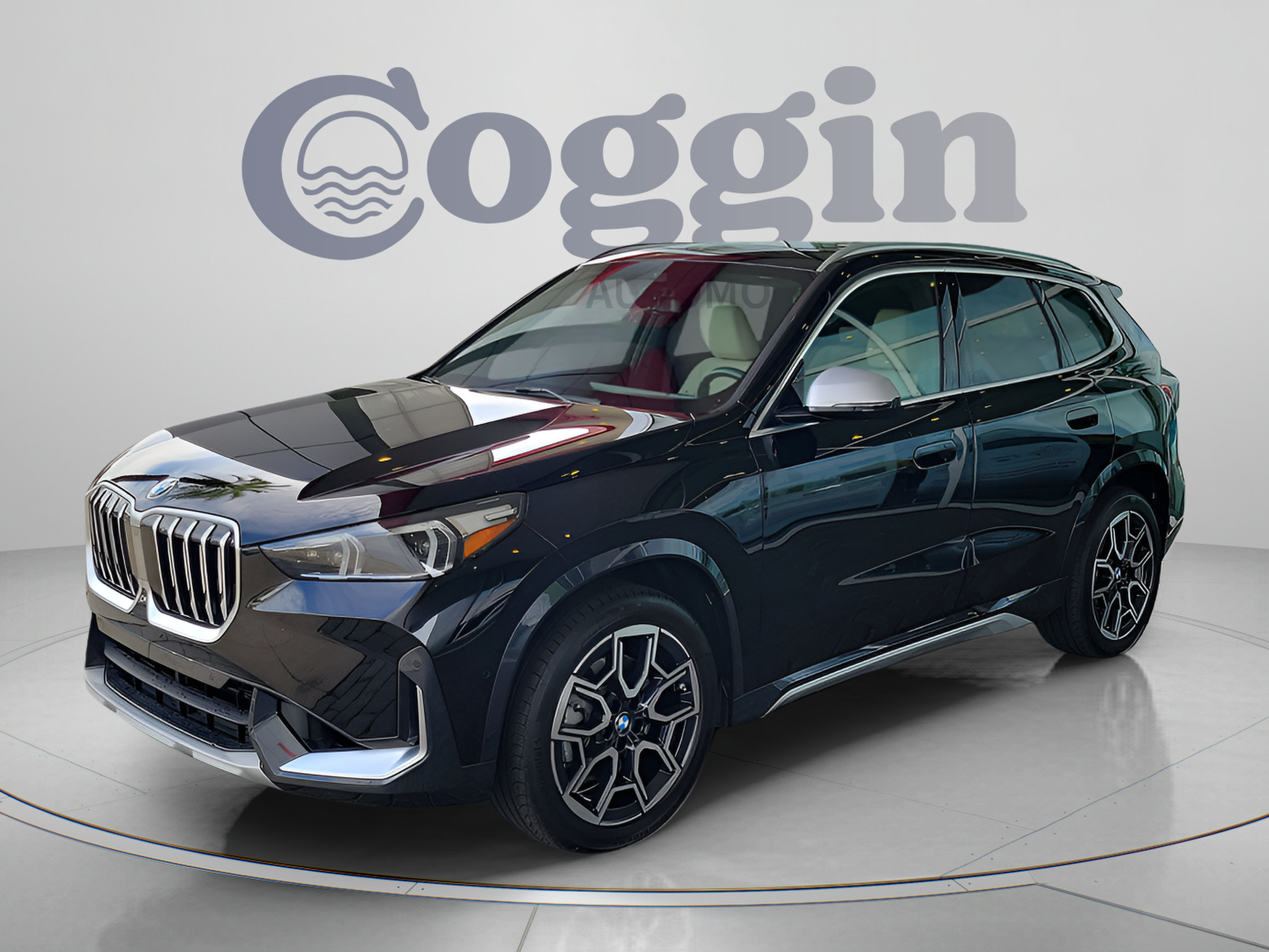 Used 2023 BMW X1 xDrive28i w/ Convenience Package AWD/4WD image 2