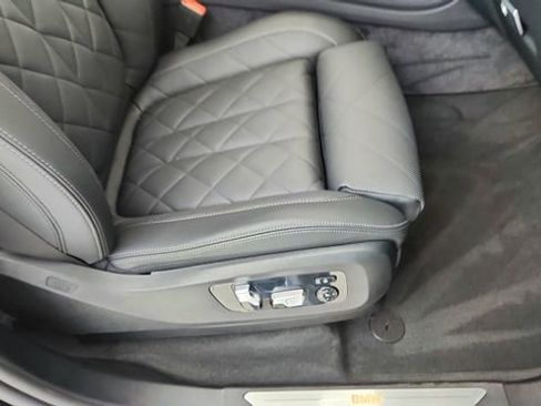 Used 2026 BMW X7 xDrive40i image 24