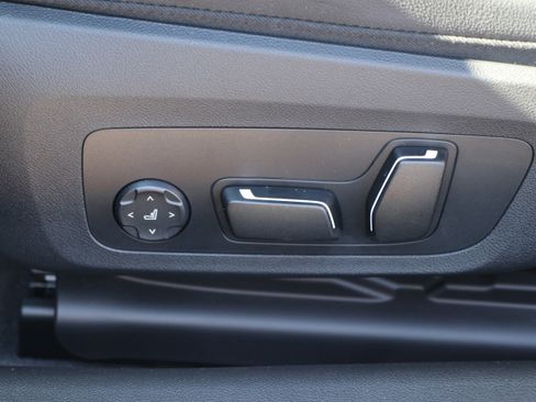 Certified 2025 BMW 430i xDrive Coupe w/ M Sport Package image 28