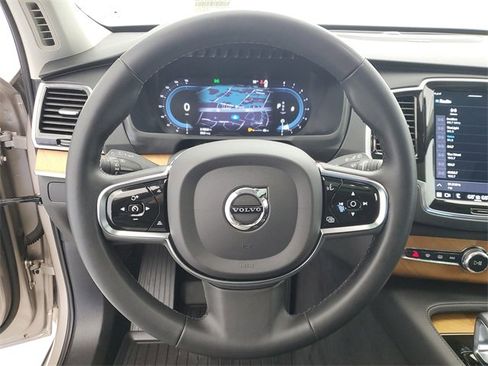 Used 2023 Volvo XC90 B6 Plus w/ Protection Package Premier image 23