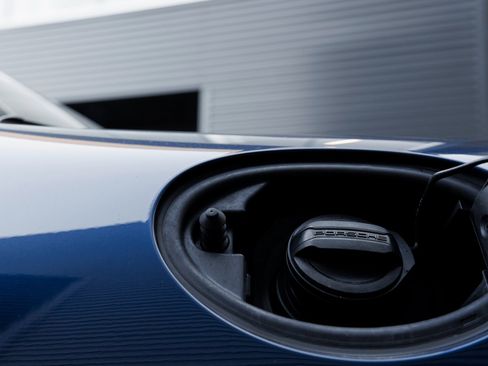 Certified 2024 Porsche 718 Cayman GTS image 35