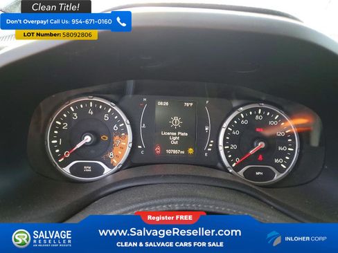 Used 2016 Jeep Renegade Latitude AWD/4WD image 12