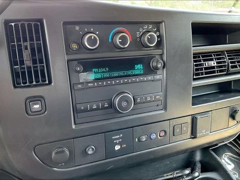 Used 2025 Chevrolet Express 2500 LT w/ LT Preferred Equipment Group RWD image 32