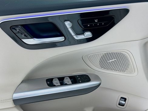 Certified 2023 Mercedes-Benz C 300 Sedan image 18