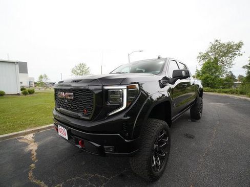 New 2026 GMC Sierra 1500 AT4 w/ AT4 Premium Package AWD/4WD image 7