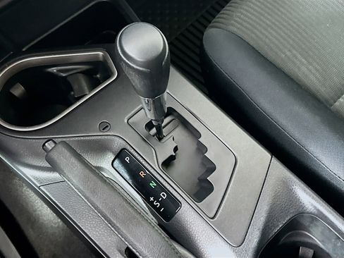 Used 2016 Toyota RAV4 LE image 23