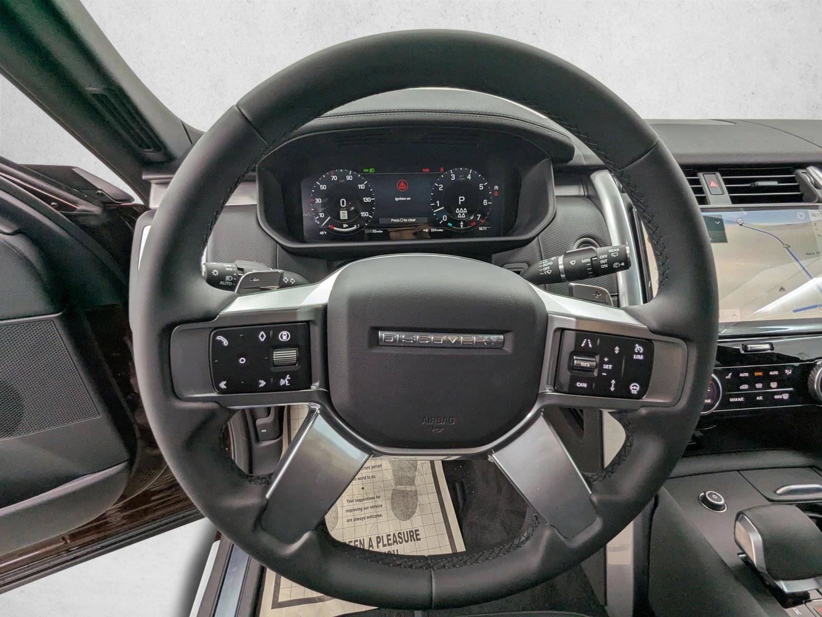 New 2026 Land Rover Discovery Limited Edition AWD/4WD image 15