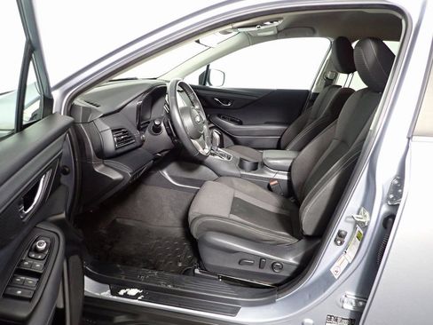 Used 2020 Subaru Outback Premium image 19