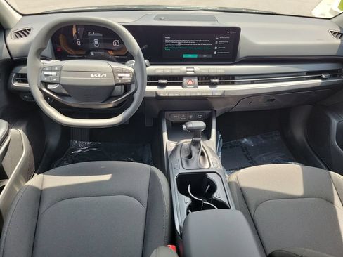 New 2026 Kia K4 FWD image 23