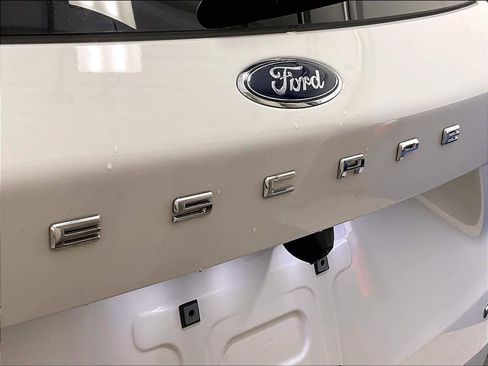 Used 2023 Ford Escape Active image 28