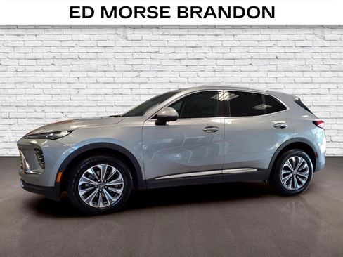 Used 2024 Buick Envision Preferred AWD/4WD image 2