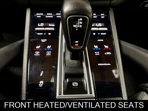 Used 2019 Porsche Cayenne E-Hybrid AWD/4WD image 29
