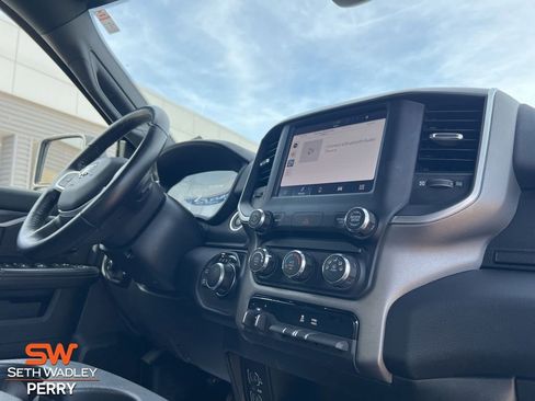 Used 2024 RAM 2500 Big Horn image 2