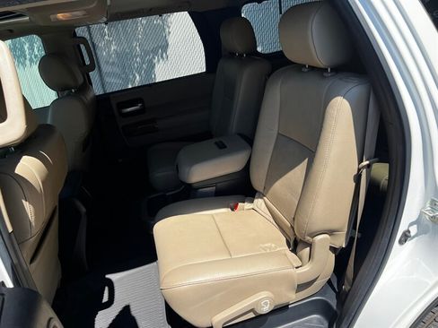 Used 2019 Toyota Sequoia Platinum w/ Carpet Mat Package (TMS) AWD/4WD image 24