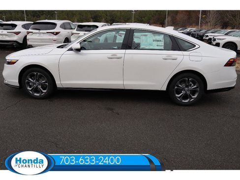 New 2025 Honda Accord EX-L image 4