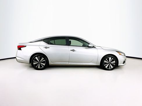 Used 2022 Nissan Altima 2.5 SV image 10