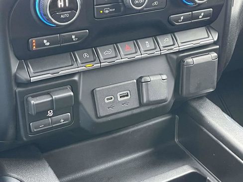 Used 2020 Chevrolet Silverado 1500 RST w/ All-Star Edition image 39