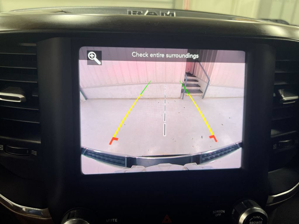 Used 2021 RAM 1500 Laramie AWD/4WD image 15