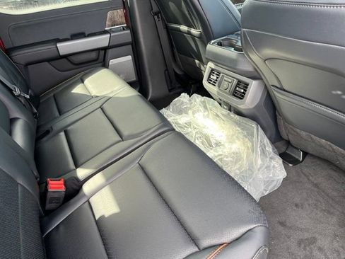 New 2026 Ford F250 Lariat w/ Black Appearance Package AWD/4WD image 23