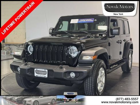 Used 2023 Jeep Wrangler Unlimited Sport AWD/4WD image 4