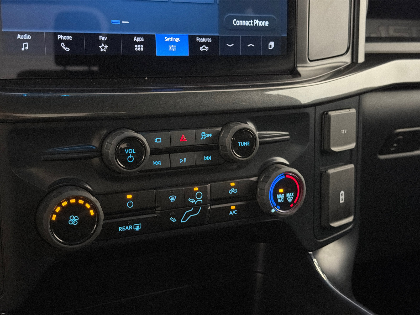 Used 2025 Ford F150 STX w/ STX Black Appearance Package AWD/4WD image 28