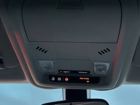 Used 2018 GMC Terrain SLT image 47