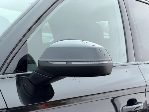 Certified 2024 Audi Q5 e Prestige w/ Prestige Package image 9