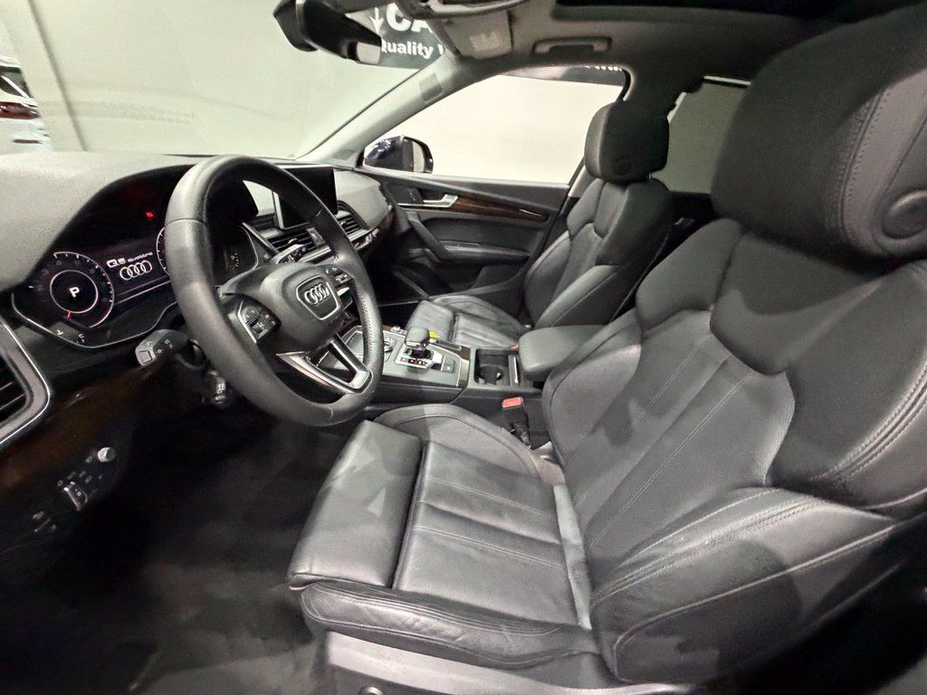 Used 2019 Audi Q5 Prestige w/ Prestige Package AWD/4WD image 17