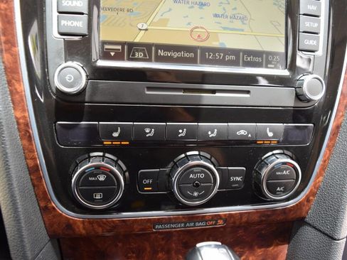 Used 2013 Volkswagen Passat TDI SEL Premium FWD image 59