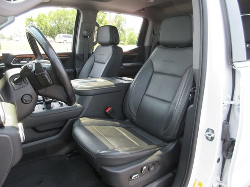 Certified 2022 GMC Sierra 1500 Denali w/ Denali Reserve Package AWD/4WD image 22