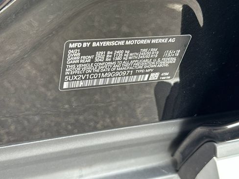 Used 2021 BMW X4 xDrive30i AWD/4WD image 34
