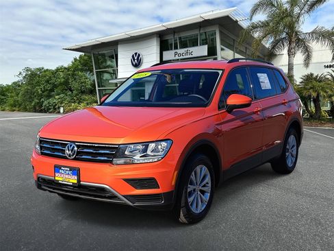 Used 2018 Volkswagen Tiguan S image 1