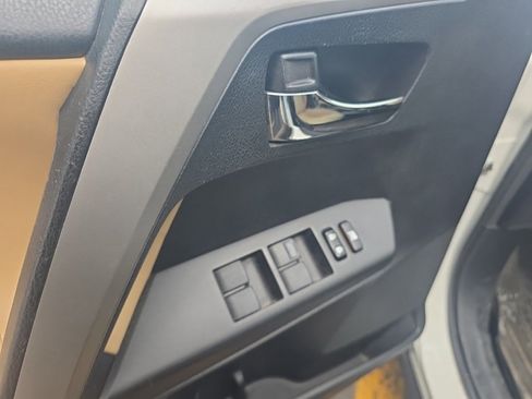 Used 2016 Toyota RAV4 XLE image 15