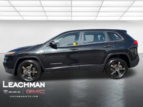 Used 2016 Jeep Cherokee Sport AWD/4WD image 7