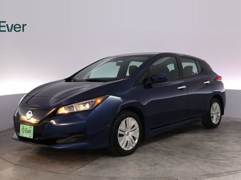 Used 2025 Nissan Leaf S FWD image 2